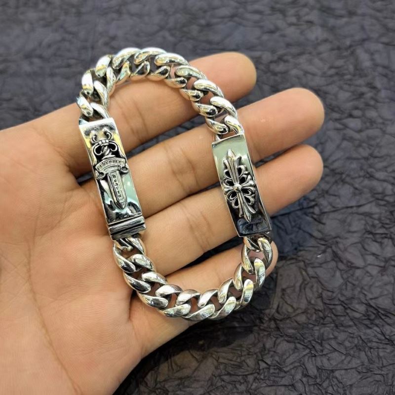 Ch**me He**ts bracelets